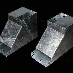 UVRR/UVRL Угол правый и левый верт. внутренний с разворотом на 90 гр. горячий цинк